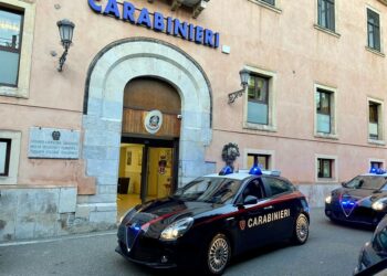 Taormina. Tentano di rubare due scooter: un 20enne e un minorenne arrestati dai carabinieri