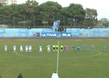 Calcio Eccellenza. Il Città di Taormina naufraga nella ripresa: biancazzurri sconfitti 3-0 dal Ragusa
