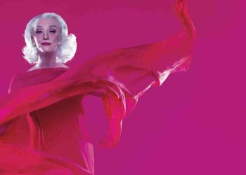 Taormina. “Eleganzissima Estate”, lo spettacolo di Drusilla Foer al Teatro Antico
