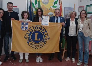 Taormina. Lions e Istituto Comprensivo 1. “Una mano all’ambiente” e “Poster per la Pace”