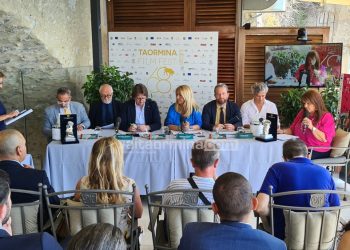 Torna il grande cinema al Taormina Film Fest e celebra talento femminile e Premi Oscar