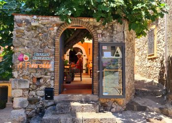 “A Ficaredda”: bistrot siciliano a conduzione familiare nel cuore di Castelmola