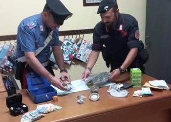Giardini. Nascondeva droga in auto e in casa: giovane arrestato dai Cc