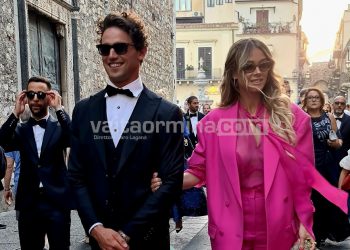 Diletta Leotta a Taormina (insieme al nuovo fidanzato) per il matrimonio del fratello Mirko