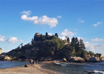 Parco Naxos Taormina. Il 7 novembre chiusura di Isolabella per lavori di manutenzione straordinaria