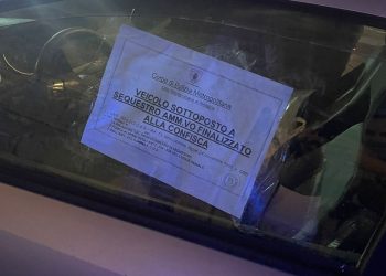 Taormina. Grave intralcio ai mezzi pubblici: sequestrata auto (intestata a donna deceduta 5 anni fa) senza assicurazione e revisione