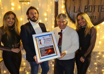 Taormina. Premio “Uomo Siciliano 2022” al giornalista Angelo Scaltriti