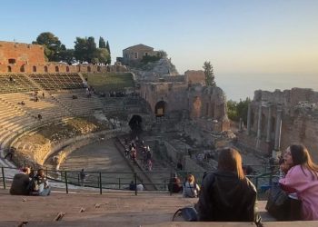 Domenica 5 febbraio ingresso gratuito al Teatro Antico di Taormina e a Naxos. A Giardini il laboratorio “Nella tela di Aracne”