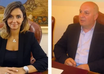 Taormina. Lucia Gaberscek (presidente del Consiglio comunale) e Nunzio Corvaia (assessore) si sono dimessi