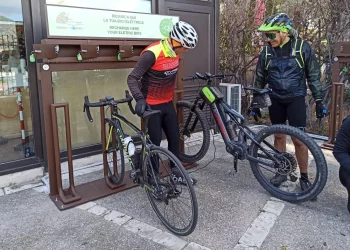 Giardini. Novità green per i cicloturisti: la stazione di ricarica per bici elettriche nell’Area archeologica di Naxos