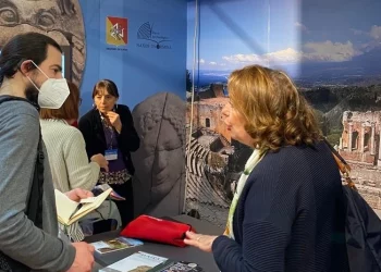 “Tourisma 2023”: il Parco Archeologico Naxos Taormina presenta a Firenze le attività per il 2023