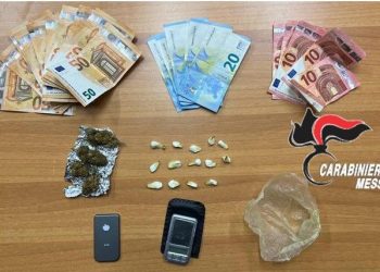 Giardini. Trovato con marijuana e cocaina: 19enne arrestato dai carabinieri