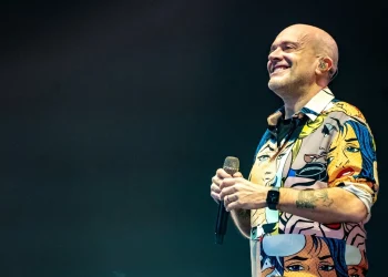 “Max30”, l’inarrestabile tour 2022/2023 di Max Pezzali arriva a Catania con un doppio appuntamento