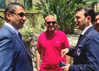Ross Pelligra accolto a Taormina dall’assessore Quattrocchi: “La vostra è una città meravigliosa. Voglio acquistare casa qui”