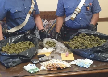 Taormina. Nasconde la droga da spacciare in una casa disabitata: 40enne arrestato dai Cc