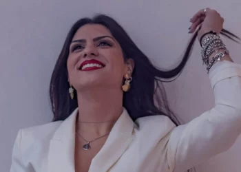 Licia Toscano: eccezionale interpretazione di Flora Bervoix ne “La Traviata” al Teatro Antico di Taormina