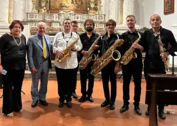 Taormina. Sikelia Saxophone Quartet e Jérôme Laran: applaudita esibizione nella chiesa di S. Caterina