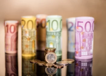 Sicilia. Il Pd: “Né premi né giuria, al Taormina Film Fest finanziamento illegittimo”. La replica: “Carte in regola”