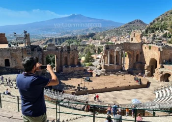 Teatro Antico di Taormina. Adesso è ufficiale: dal 1° gennaio 2024 il biglietto costerà 14 euro
