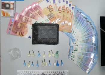 Taormina. Un 22enne fermato con 17 dosi di cocaina pronte per lo spaccio: arrestato dalla Polizia