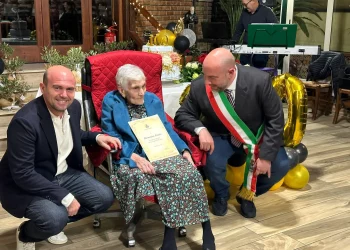 Taormina. Festa a Trappitello per i 100 anni di nonna Domenica