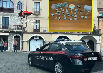 Taormina. In casa nascondeva oltre 800 dosi di marijuana: un 22enne arrestato dai Cc