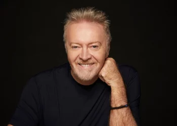 Umberto Tozzi il 22 agosto 2024 a Catania con “L’ultima notte rosa – The final tour”