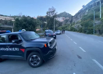 Due giovani trovati con cocaina e marijuana: denunciati dai Cc di Taormina