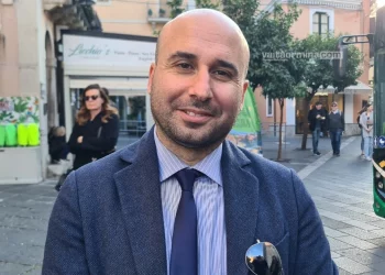 Asm Taormina. Bartorilla: “Il segretario della Fit Cisl ignora la nozione di Pubblico ufficiale”