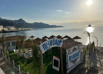 Giardini. Il Mykonos beach club riapre il 1° giugno 2024. Marco Calì: “Nuovo look e tanti servizi”