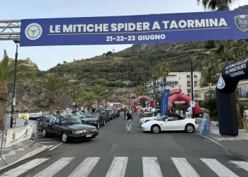 “Le mitiche Spider a Taormina”: “Trofeo Marco Polo” all’equipaggio Drago-Mascara