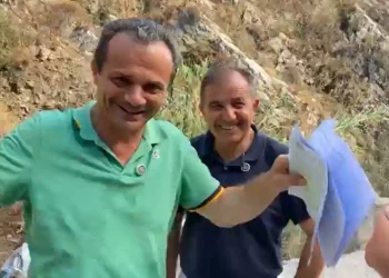 Taormina. Il sindaco De Luca brinda alla nuova fonte idrica di contrada Sifone: “Siamo all’inizio di una svolta”