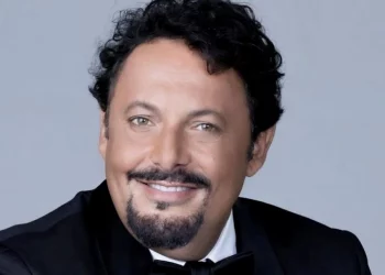 Enrico Brignano omaggia Proietti con “I 7 re di Roma”: dal 23 al 26 marzo 2025 al Teatro Metropolitan di Catania