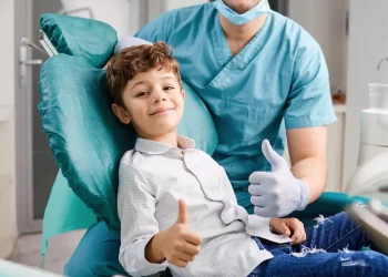 Prendersi cura dei denti dei bambini dopo il rientro a scuola: i consigli di Dental Genesis