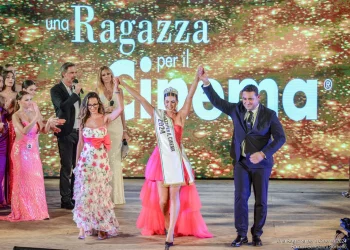 Taormina. “Una Ragazza per il Cinema”: Alessia Antonetti è la reginetta dell’edizione 2024