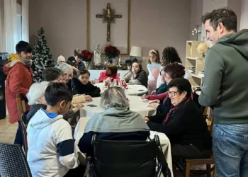 Centro parrocchiale Taormina. Visita (e partita a tombola) alla casa di soggiorno per anziani “Carlo Zuccaro”