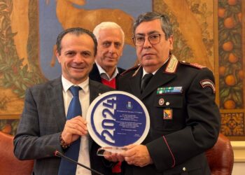 Taormina. Il luogotenente Vittorio va in pensione. De Luca: “Lo ringraziamo per il grande impegno sul territorio”