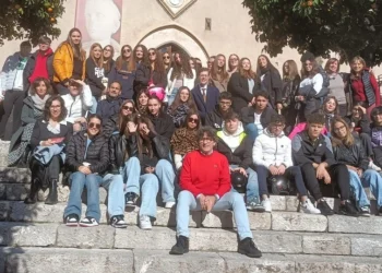 Taormina. Studenti del “Pugliatti” in visita alla mostra “Da Tauromenion a Tauromenium”