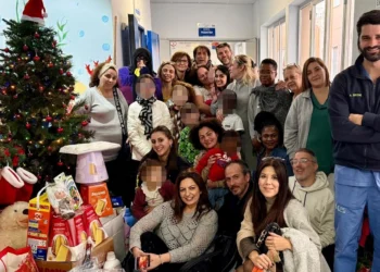 Taormina. Al Ccpm arriva la Befana. Il primario: “Grazie alla Pro Loco Mojo Alcantara per i giocattoli consegnati”