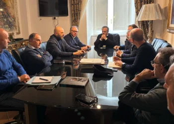 Taormina. De Luca: “Chiusura di via Garipoli, serve un piano straordinario con adeguate coperture finanziarie”