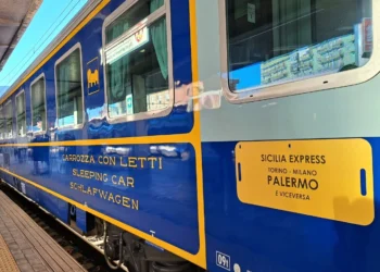 Treni. Pasqua 2025: torna il Sicilia Express con partenza dal Piemonte. Tappa anche a Taormina