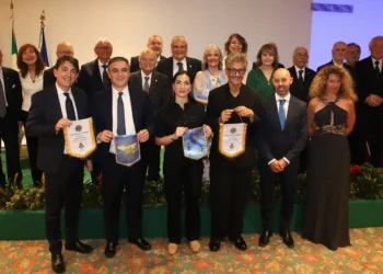 Rosario Fiorello premiato dal Lions club con il “Premio Taormina”