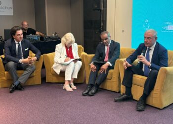 Nations Award a Taormina. Il ministro Urso: “L’Africa è il futuro, 500mila start-up in 3 anni”