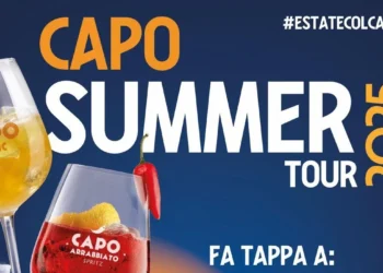 Giardini. Il Capo Summer Tour 2025 sbarca al Mykonos Beach: il 10 luglio 2025 evento imperdibile tra musica, animazione e sapori mediterranei