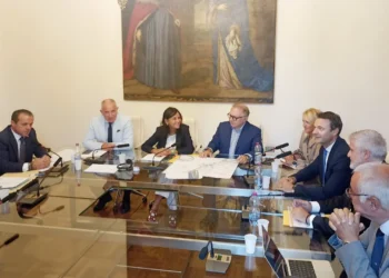 Raddoppio ferroviario Catania-Messina, stazione di Taormina e interconnessione con Letojanni: incontro a Palazzo d’Orléans
