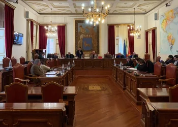 Manuli e Rao (Progetto Ricostruzione Taormina): “Partecipate, piani stravolti in sei mesi. Le nostre critiche erano fondate”