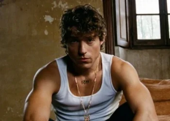 Showcase di Irama il 27 dicembre 2025 in Piazza Duomo a Messina