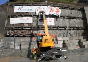 Gruppo Webuild completa lo scavo della Galleria Forza d’Agrò, la prima della nuova linea ferroviaria Messina-Catania