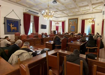 Taormina. Palazzo dei Giurati: incontro con i titolari delle attività balneari