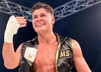 Arti marziali. Il taorminese Michael Samperi conquista il titolo mondiale ICO pro K1